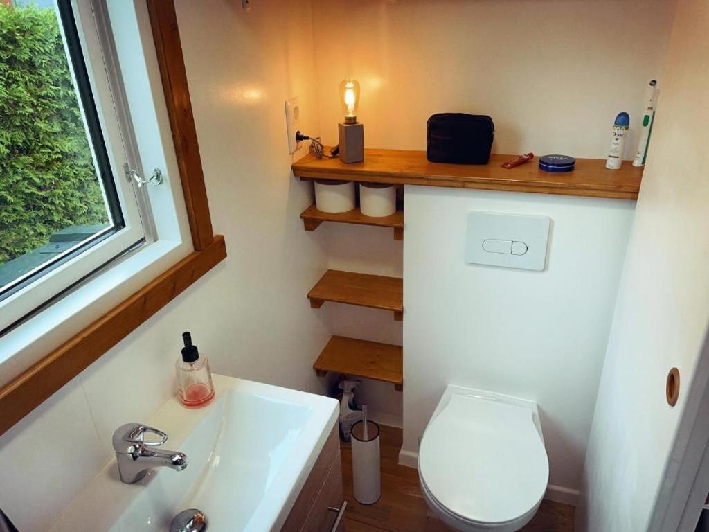 Tiny House Fleesensee Mit Eigenem Garten Und Nur Wenige Meter Vom Seeufer Göhren-Lebbin エクステリア 写真